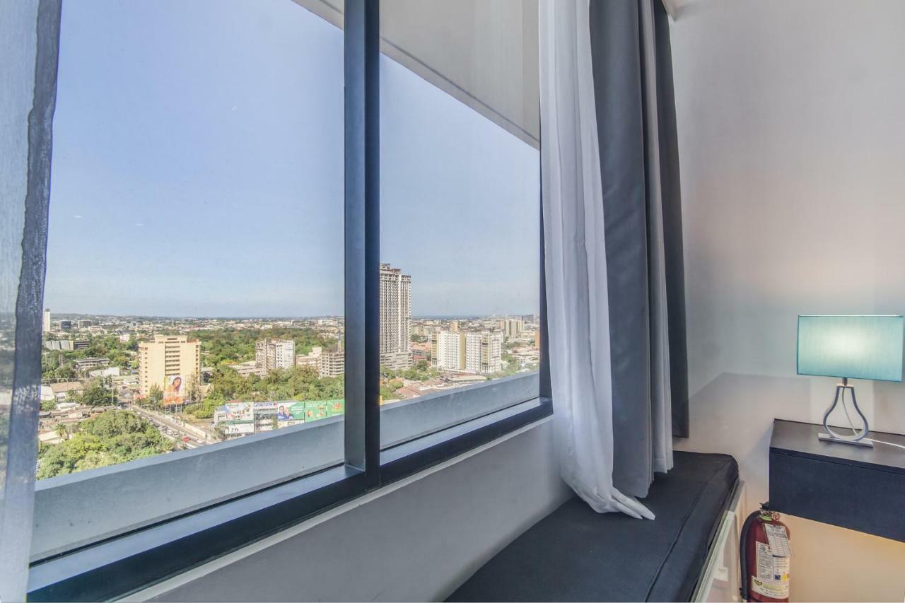 Free Netflix Condo Near It Park With 32-Inch Samsung Hdtv سيبو المظهر الخارجي الصورة