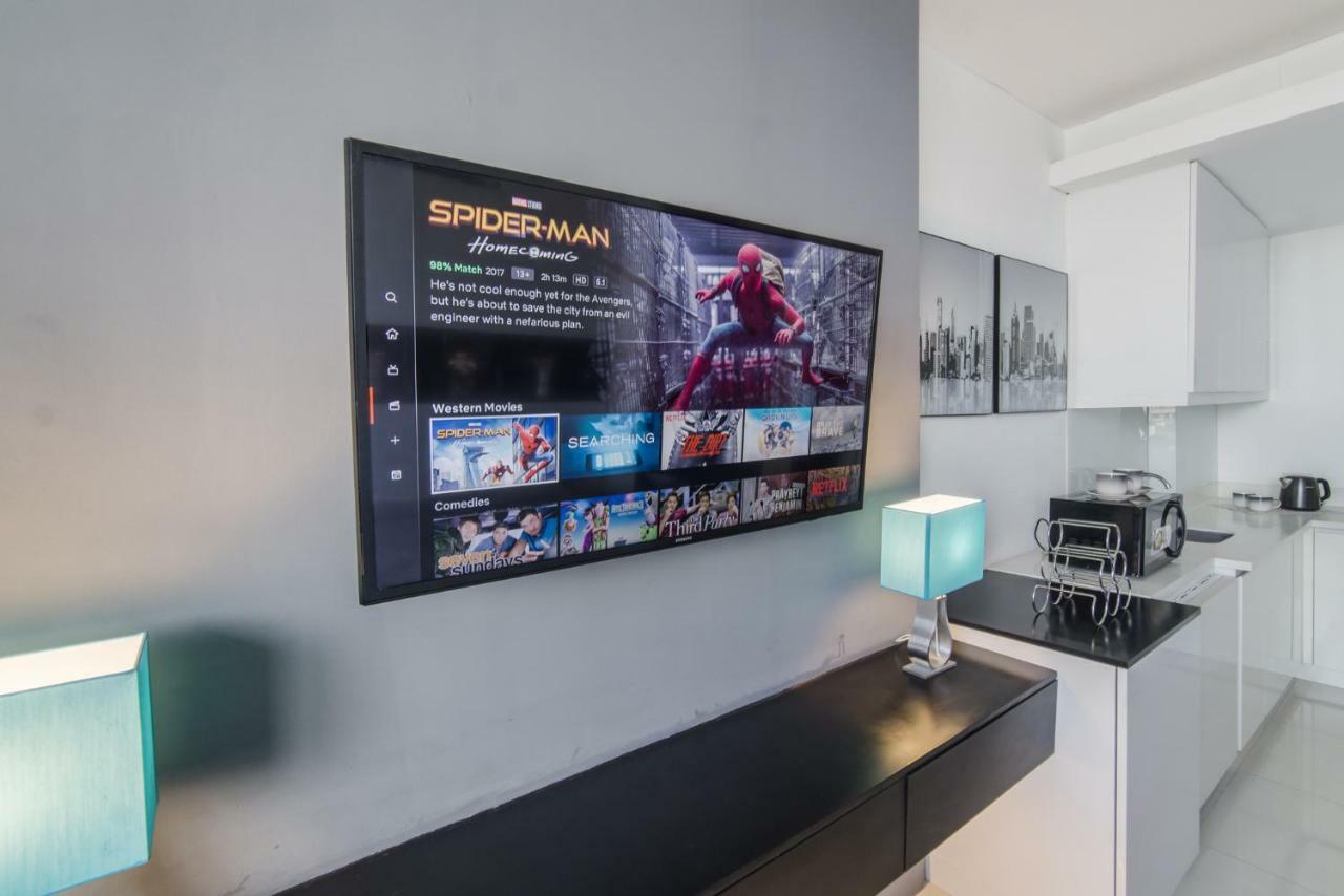 Free Netflix Condo Near It Park With 32-Inch Samsung Hdtv سيبو المظهر الخارجي الصورة